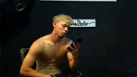 Snapshot of wesley_77 chatting on May 23, 2026, 10:36 pm wesley_77 online show from May 23, 2026, 10:36 pm
