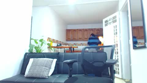 Wesley Rogger online show from February 6, 2026, 2:27 am