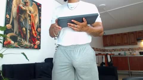 Wesley Rogger online show from August 6, 2026, 10:55 pm