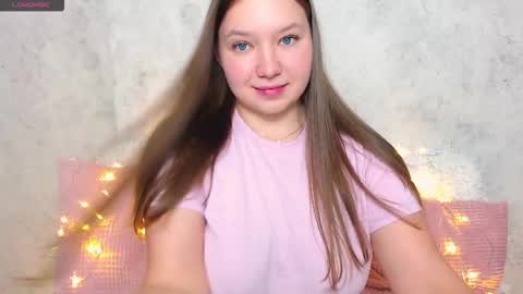 Snapshot of wet__molly chatting on November 28, 2025, 8:55 pm molly online show from November 28, 2025, 8:55 pm