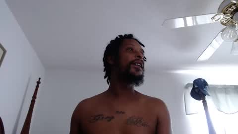 Snapshot of wetboybooty chatting on December 4, 2024, 4:05 pm wetboybooty online show from December 4, 2024, 4:05 pm