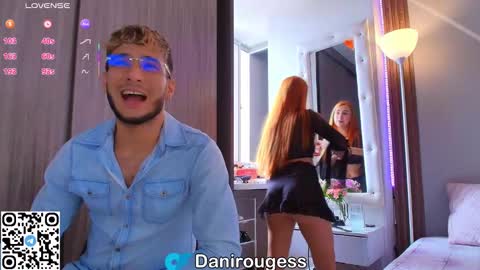 Mia and Dylan online show from October 20, 2025, 6:52 pm