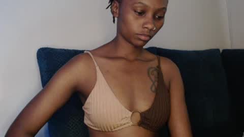Bella online show from July 17, 2026, 6:53 am
