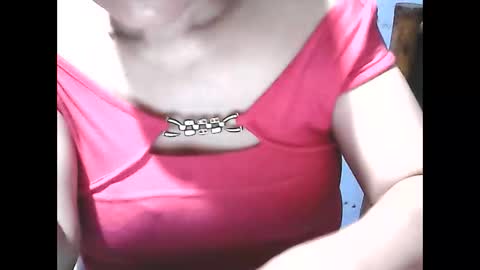 Snapshot of wethornypussy4u chatting on October 7, 2025, 3:42 pm wethornypussy4u online show from October 7, 2025, 3:42 pm