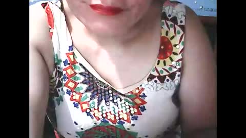 Snapshot of wethornypussy4u chatting on October 14, 2025, 5:30 am wethornypussy4u online show from October 14, 2025, 5:30 am