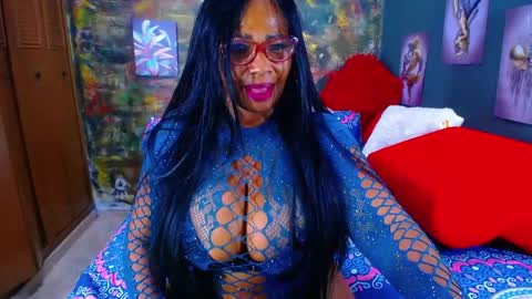 Snapshot of wethotass chatting on June 3, 2026, 6:16 am gina online show from June 3, 2026, 6:16 am