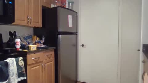 Snapshot of wetkyliecreams chatting on February 13, 2025, 10:22 pm Kylie online show from February 13, 2025, 10:22 pm