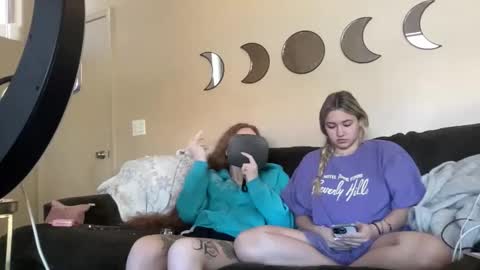 Snapshot of wh0remoanal chatting on December 16, 2025, 9:09 pm Madasyn Rose online show from December 16, 2025, 9:09 pm