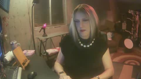 Whisper online show from December 8, 2024, 3:10 am