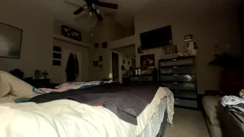 Whisper online show from March 29, 2026, 6:24 am