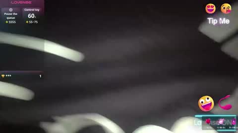 white_sexy_ online show from April 26, 2026, 10:18 pm