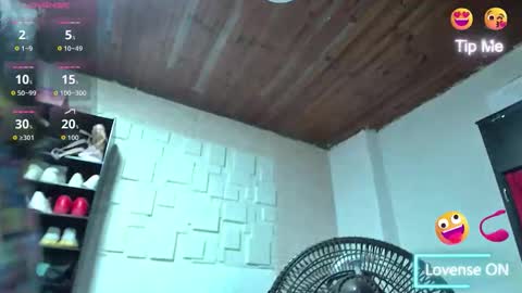 white_sexy_ online show from April 28, 2026, 10:20 am