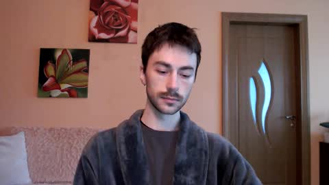 Snapshot of white_sport chatting on October 2, 2025, 2:02 pm Tom online show from October 2, 2025, 2:02 pm