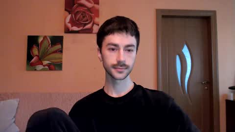 Snapshot of white_sport chatting on November 5, 2025, 2:28 pm Tom online show from November 5, 2025, 2:28 pm