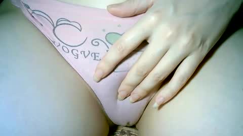 Snapshot of whiteapsara chatting on February 7, 2025, 8:31 pm Love online show from February 7, 2025, 8:31 pm