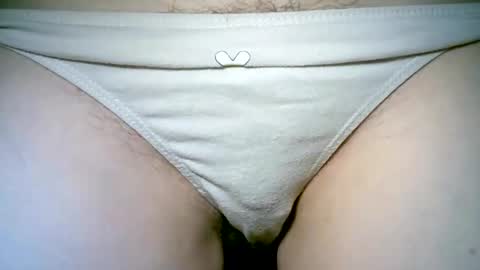 Snapshot of whiteapsara chatting on March 9, 2025, 9:03 pm Love online show from March 9, 2025, 9:03 pm