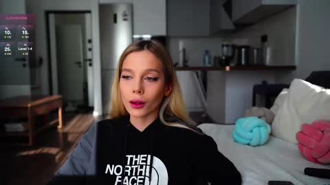 Kate  online show from February 22, 2025, 6:39 am