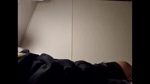 Snapshot of whiteboi9284 chatting on November 24, 2025, 12:21 am whiteboi9284 online show from November 24, 2025, 12:21 am