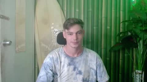 Snapshot of whiteboyinasia chatting on November 17, 2025, 4:29 am Christian online show from November 17, 2025, 4:29 am