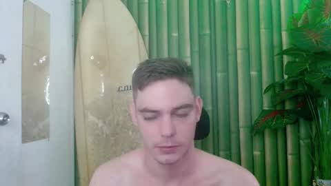 Snapshot of whiteboyinasia chatting on December 13, 2025, 10:37 pm Christian online show from December 13, 2025, 10:37 pm