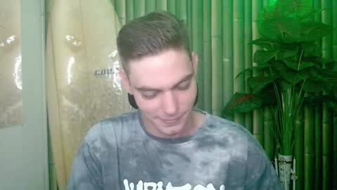 Snapshot of whiteboyinasia chatting on December 15, 2025, 12:31 pm Christian online show from December 15, 2025, 12:31 pm