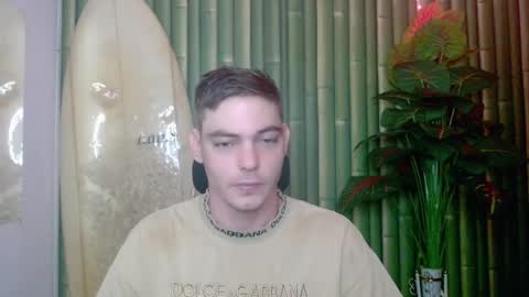 Snapshot of whiteboyinasia chatting on December 18, 2025, 10:43 am Christian online show from December 18, 2025, 10:43 am