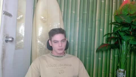 Snapshot of whiteboyinasia chatting on January 11, 2026, 1:05 pm Christian online show from January 11, 2026, 1:05 pm
