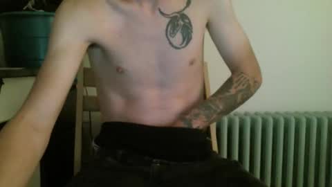 Snapshot of whiteboyslim21 chatting on November 20, 2025, 8:25 am whiteboyslim21 online show from November 20, 2025, 8:25 am