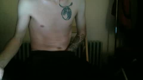 Snapshot of whiteboyslim21 chatting on January 14, 2026, 11:49 am whiteboyslim21 online show from January 14, 2026, 11:49 am