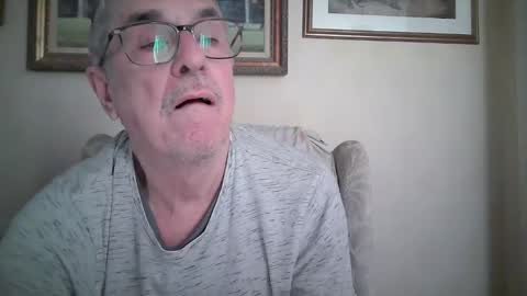 Snapshot of whitebriefs009 chatting on September 16, 2025, 8:48 am whitebriefs009 online show from September 16, 2025, 8:48 am