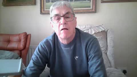 Snapshot of whitebriefs009 chatting on September 20, 2025, 1:56 pm whitebriefs009 online show from September 20, 2025, 1:56 pm