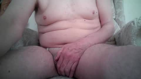 Snapshot of whitebriefs009 chatting on February 14, 2026, 9:28 am whitebriefs009 online show from February 14, 2026, 9:28 am