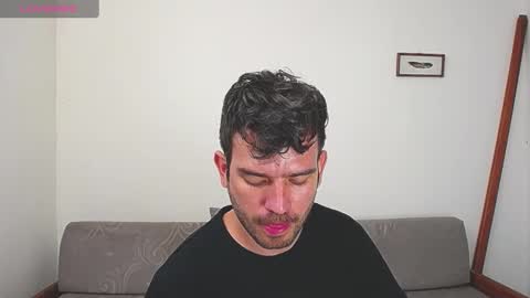 Snapshot of whitedylan9 chatting on January 7, 2025, 3:33 pm Dylan white online show from January 7, 2025, 3:33 pm