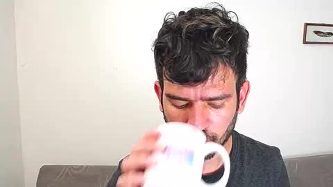 Snapshot of whitedylan9 chatting on January 15, 2025, 5:47 pm Dylan white online show from January 15, 2025, 5:47 pm