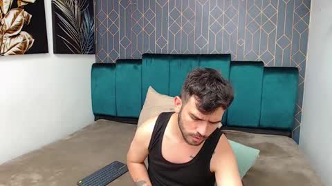 Snapshot of whitedylan9 chatting on February 10, 2025, 9:04 pm Dylan white online show from February 10, 2025, 9:04 pm