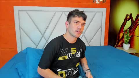 Snapshot of whitedylan9 chatting on February 18, 2025, 5:53 pm Dylan white online show from February 18, 2025, 5:53 pm