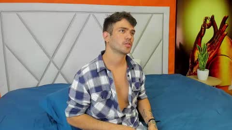 Snapshot of whitedylan9 chatting on February 20, 2025, 5:51 pm Dylan white online show from February 20, 2025, 5:51 pm