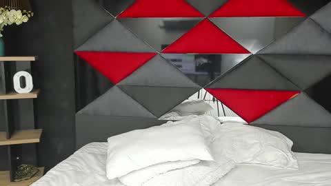 Snapshot of whitedylan9 chatting on February 20, 2025, 8:58 pm Dylan white online show from February 20, 2025, 8:58 pm