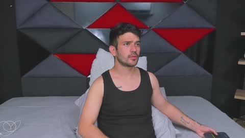 Snapshot of whitedylan9 chatting on February 28, 2025, 9:55 pm Dylan white online show from February 28, 2025, 9:55 pm