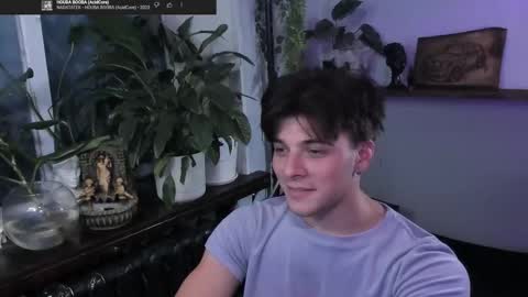 Gus online show from September 27, 2025, 7:41 pm