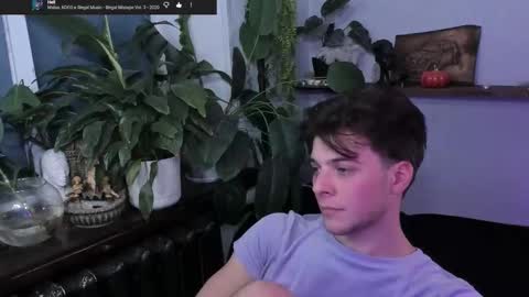 Gus online show from October 24, 2025, 9:55 pm