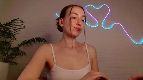 Snapshot of whiteprincessluna chatting on May 11, 2026, 4:04 pm You wont find me here on Saturdays and Sundays online show from May 11, 2026, 4:04 pm