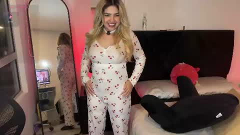 EMMA online show from July 29, 2026, 1:59 am