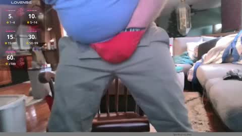 Snapshot of whitesub84 chatting on December 16, 2024, 3:22 pm Easttn4fun online show from December 16, 2024, 3:22 pm