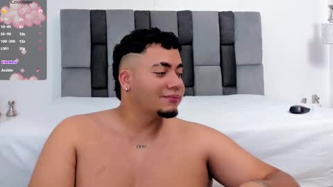 WhiteSun online show from March 8, 2025, 3:56 pm