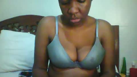 whitney_ly online show from June 18, 2026, 6:02 am