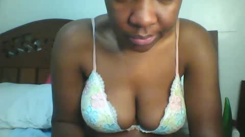 whitney_ly online show from June 20, 2026, 5:21 am