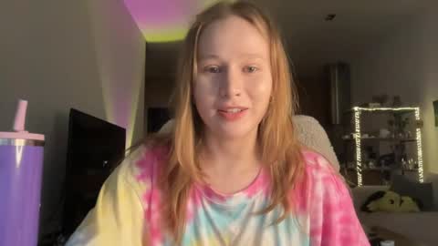 Alisa online show from May 3, 2026, 7:36 am