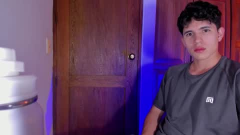 Snapshot of whos_he chatting on February 19, 2026, 7:10 pm whos_he online show from February 19, 2026, 7:10 pm