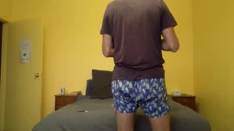 Snapshot of whynotfly1 chatting on December 19, 2024, 9:18 am whynotfly1 online show from December 19, 2024, 9:18 am